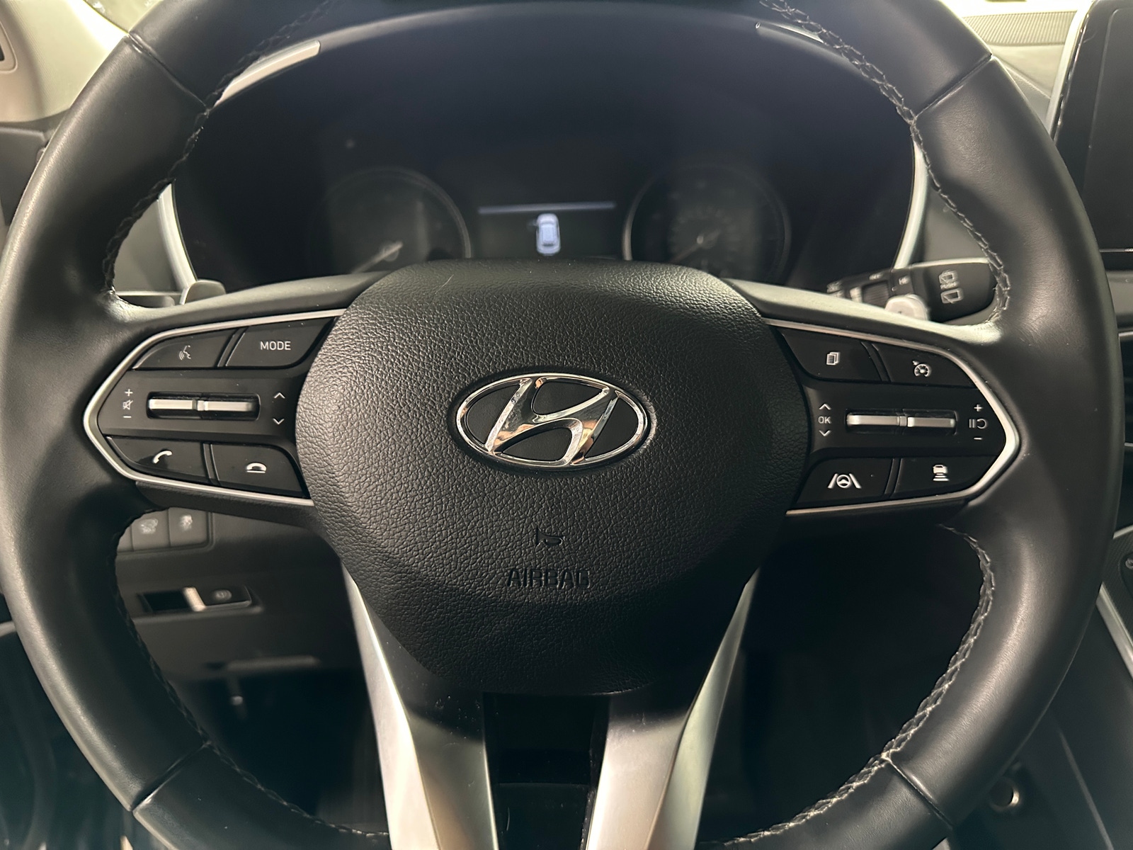 Thumbnail: 2023 Hyundai Santa Fe - 4