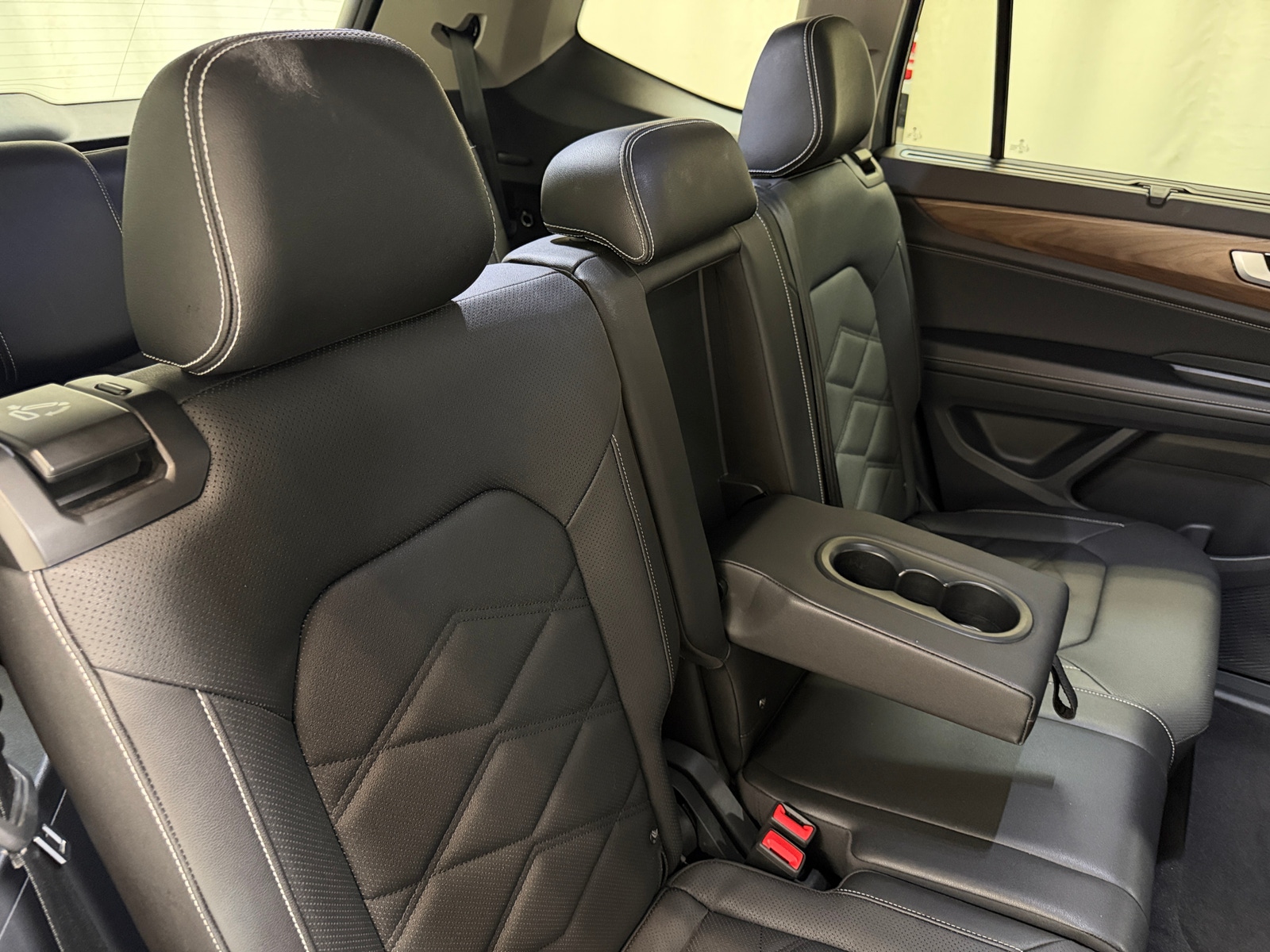 Thumbnail: 2026 Volkswagen Atlas - 5