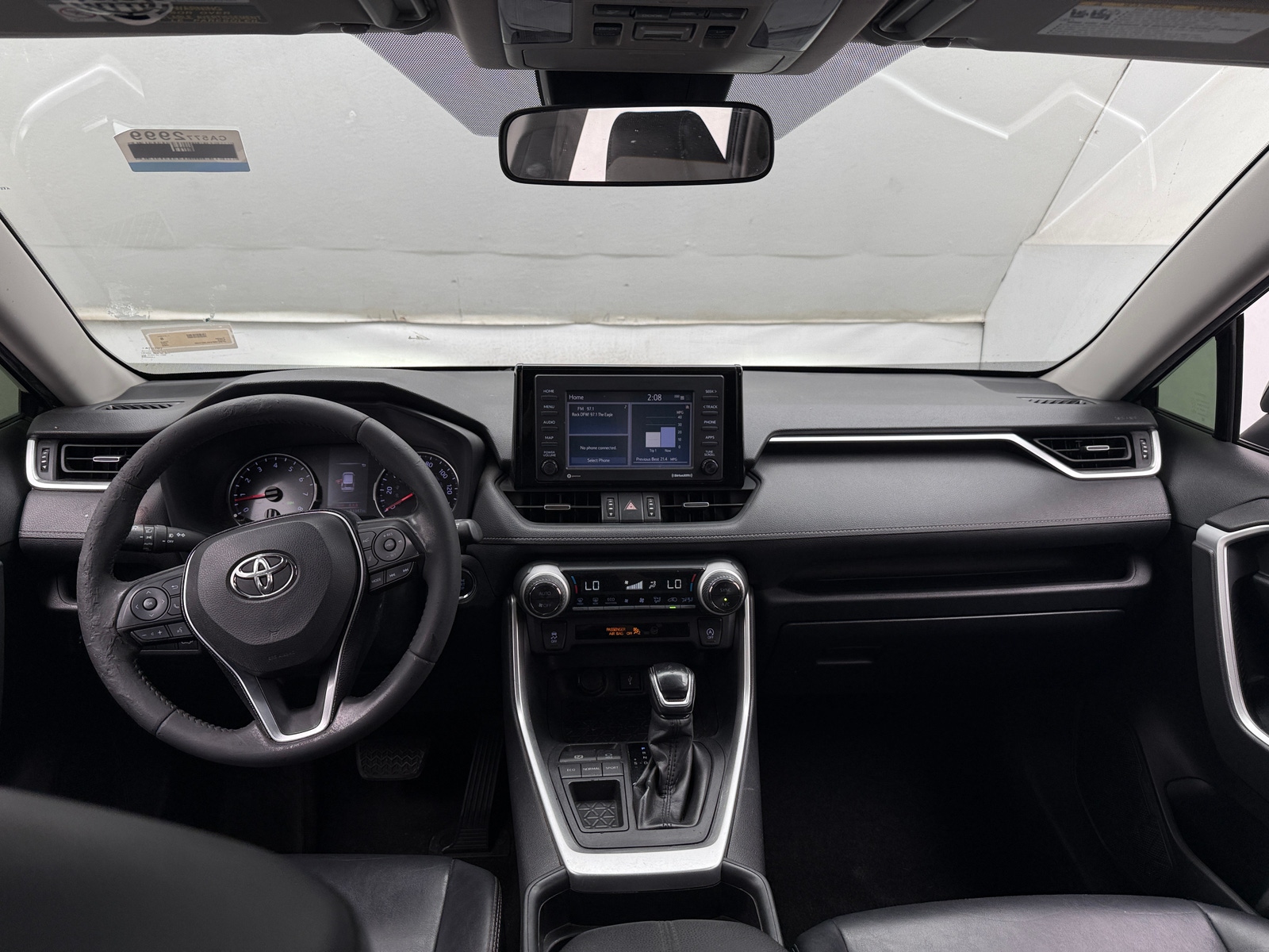 Thumbnail: 2020 Toyota RAV4 - 3