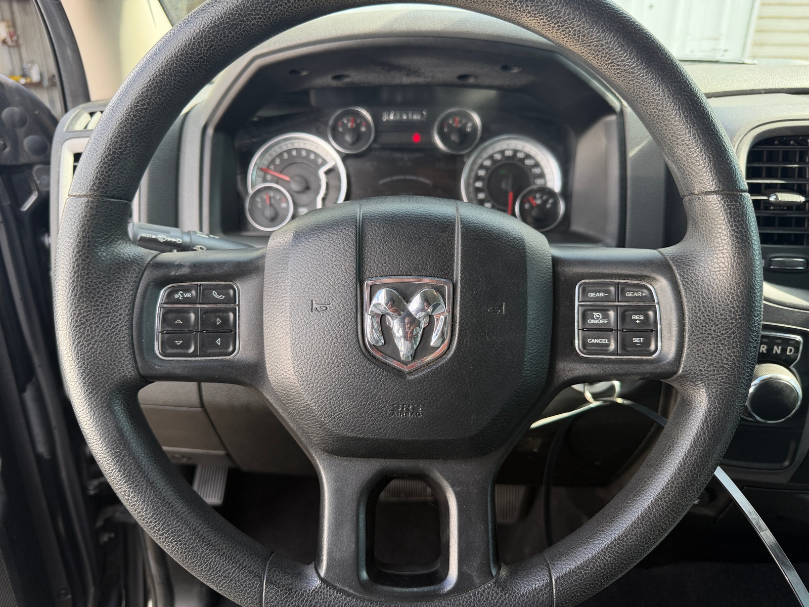 Thumbnail: 2019 RAM 1500 Classic - 5