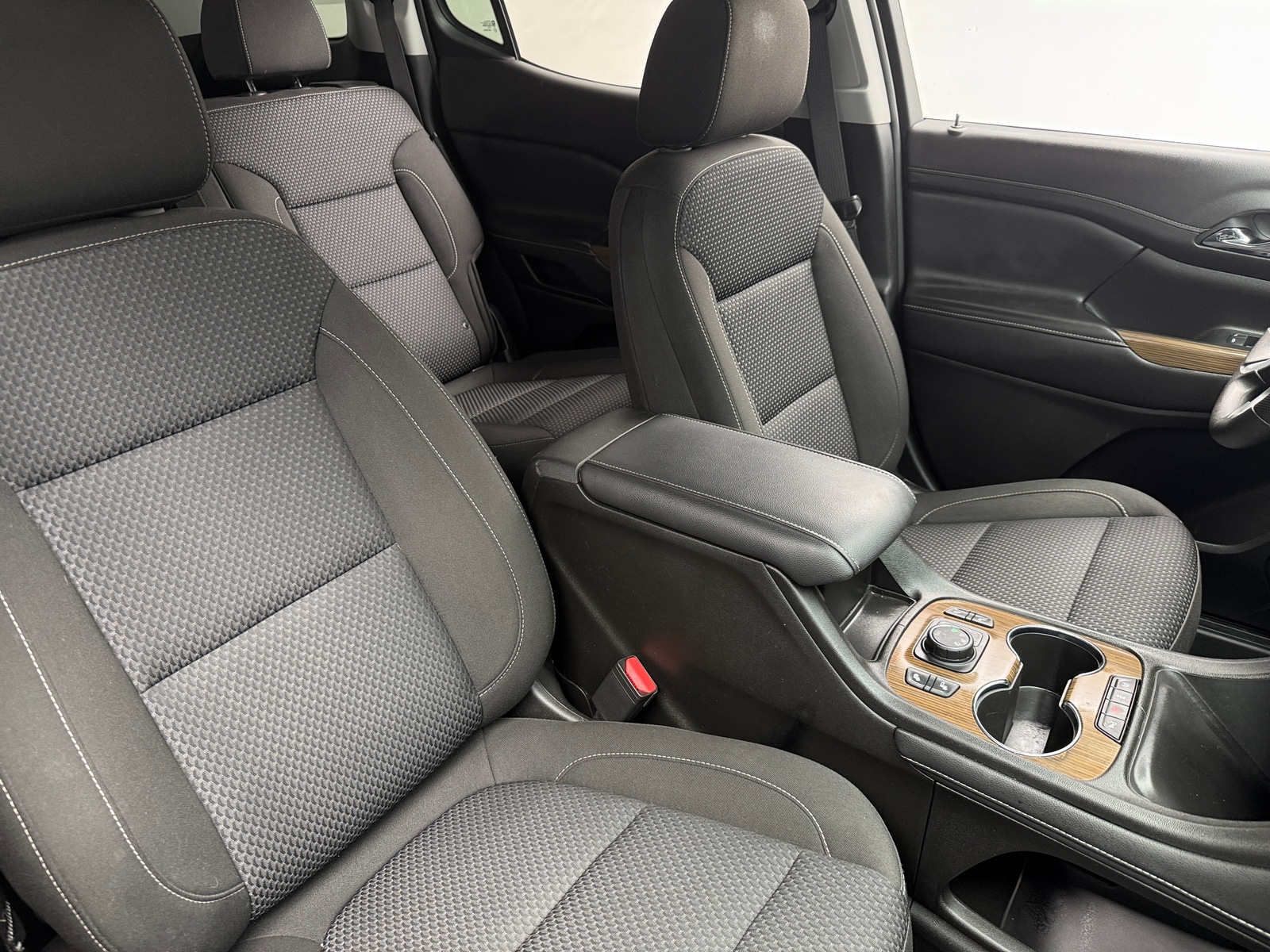 Thumbnail: 2023 GMC Acadia - 2