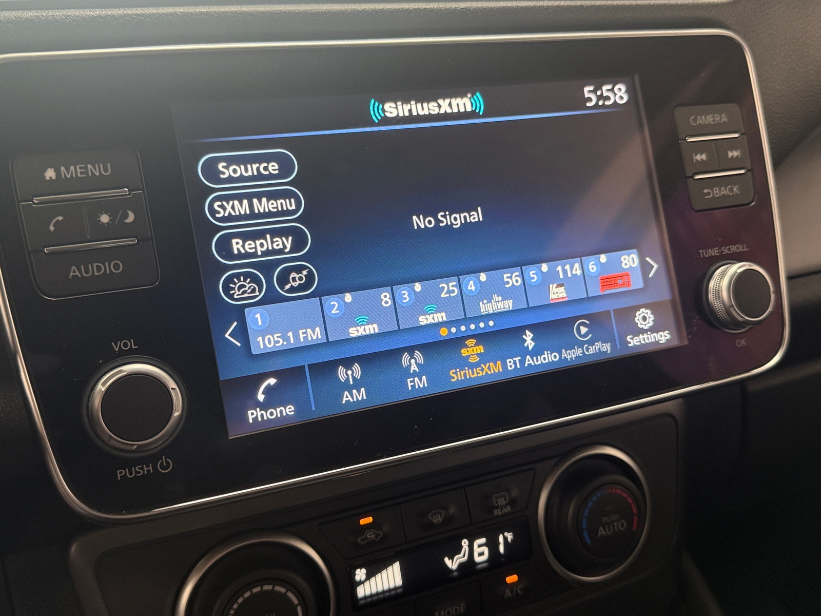 Thumbnail: 2023 Nissan Leaf - 4