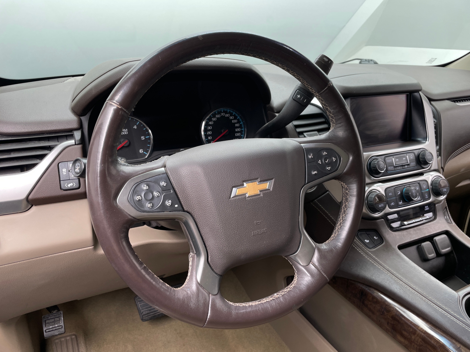Thumbnail: 2017 Chevrolet Tahoe - 4