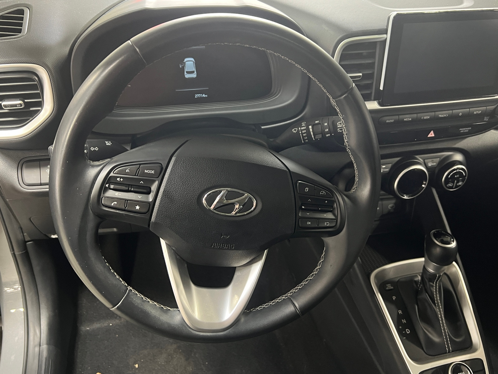Thumbnail: 2023 Hyundai Venue - 5