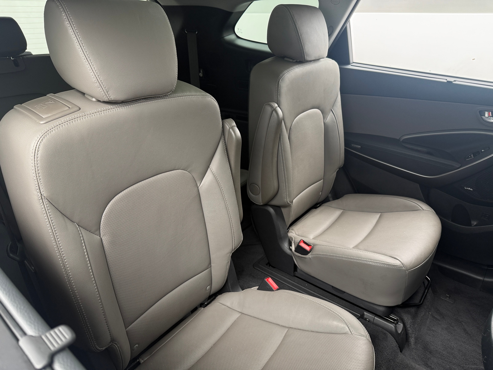 Thumbnail: 2019 Hyundai Santa Fe - 5