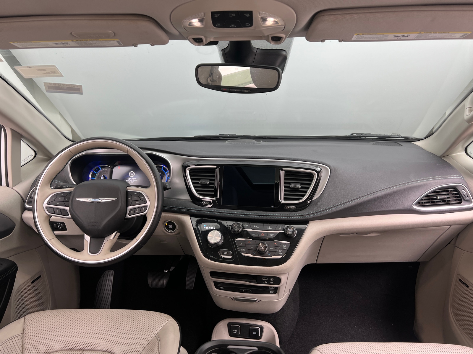 Thumbnail: 2018 Chrysler Pacifica - 2
