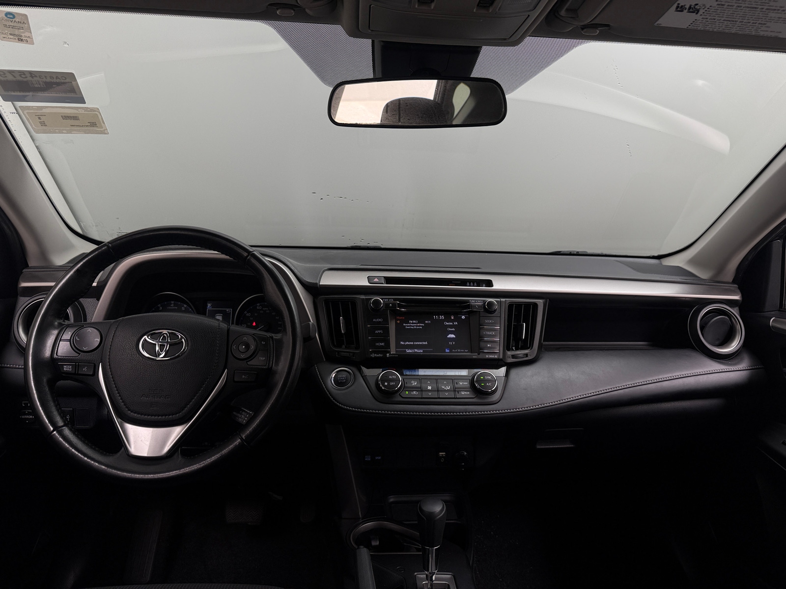 Thumbnail: 2018 Toyota RAV4 - 3
