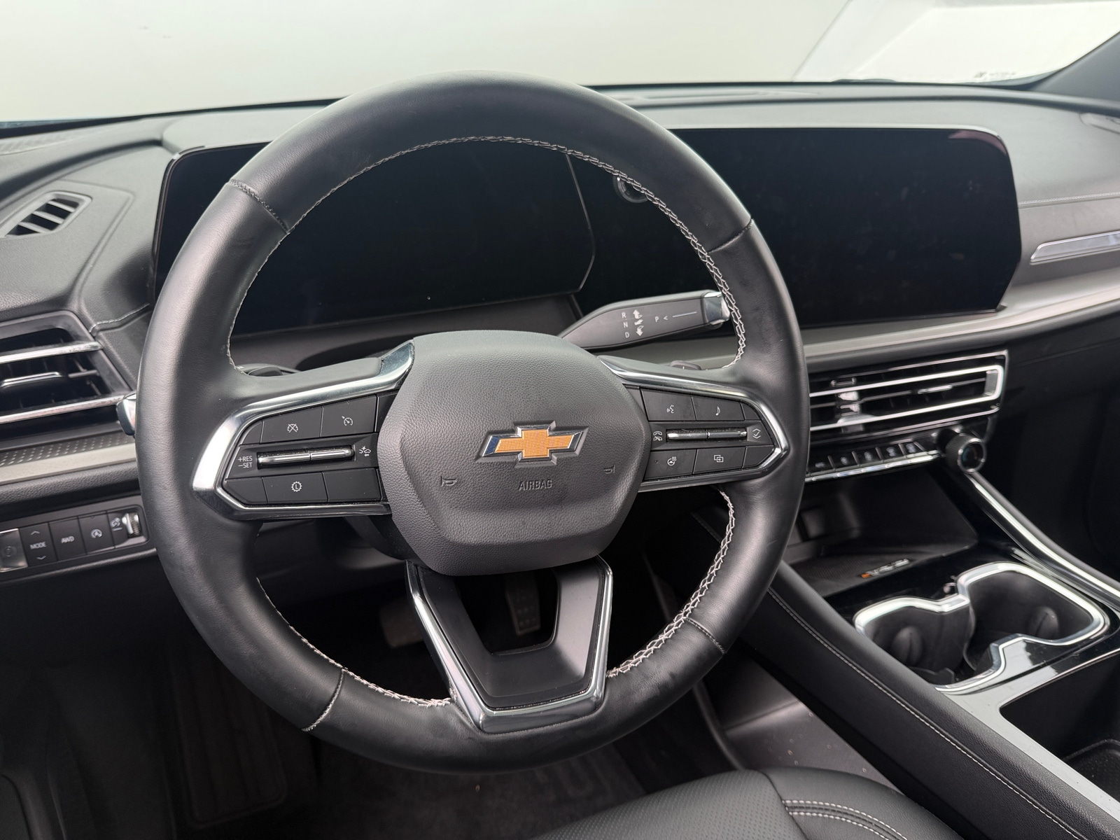 Thumbnail: 2025 Chevrolet Traverse - 4