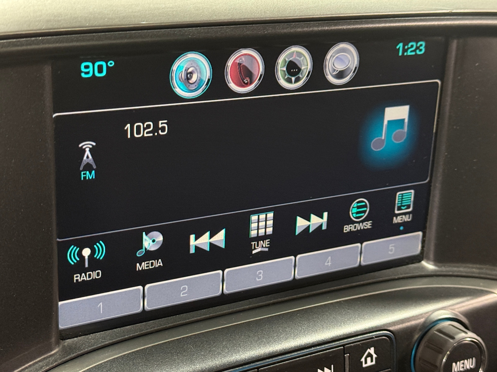 Thumbnail: 2016 Chevrolet Silverado 1500 - 3