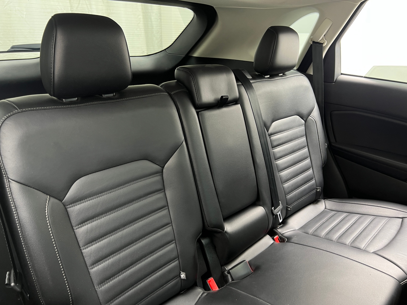 Thumbnail: 2016 Ford Edge - 5
