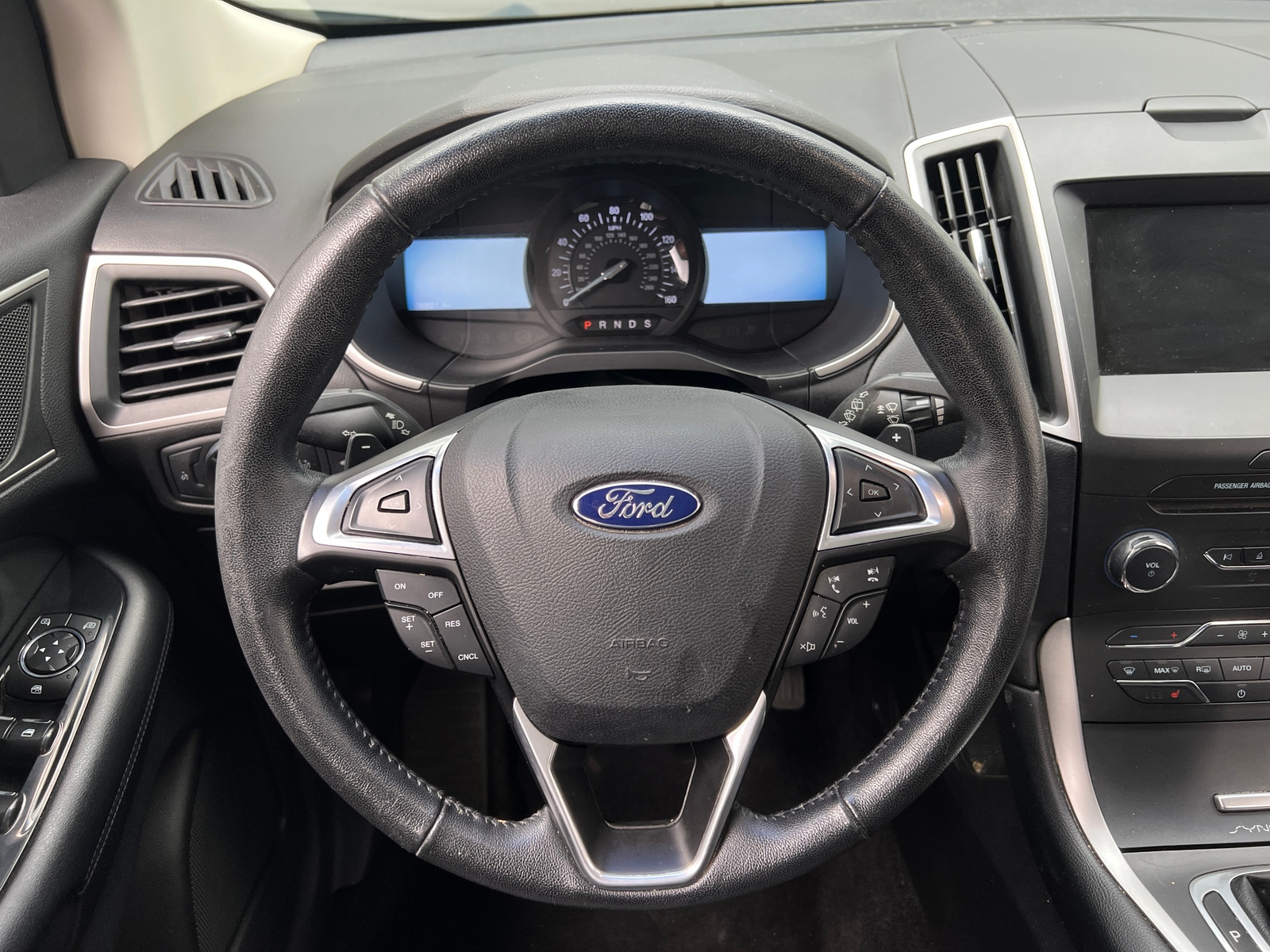Thumbnail: 2016 Ford Edge - 4