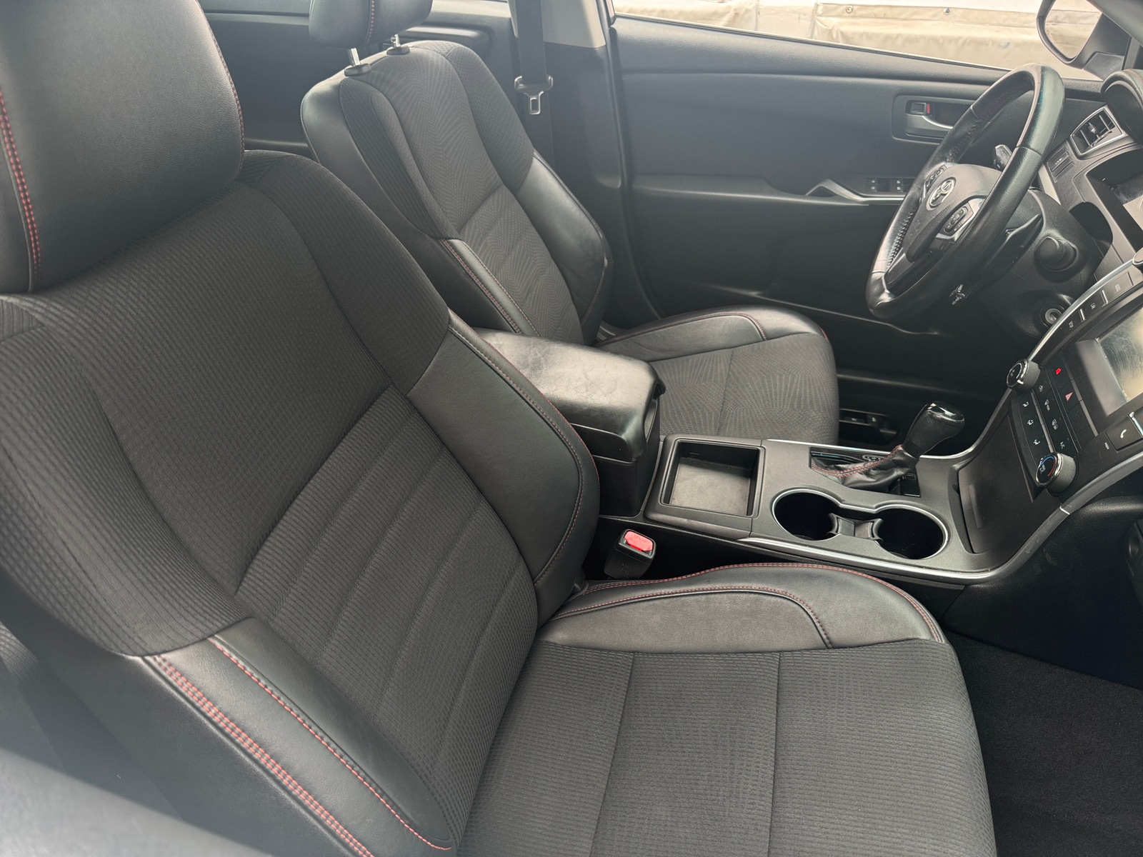 Thumbnail: 2016 Toyota Camry - 2