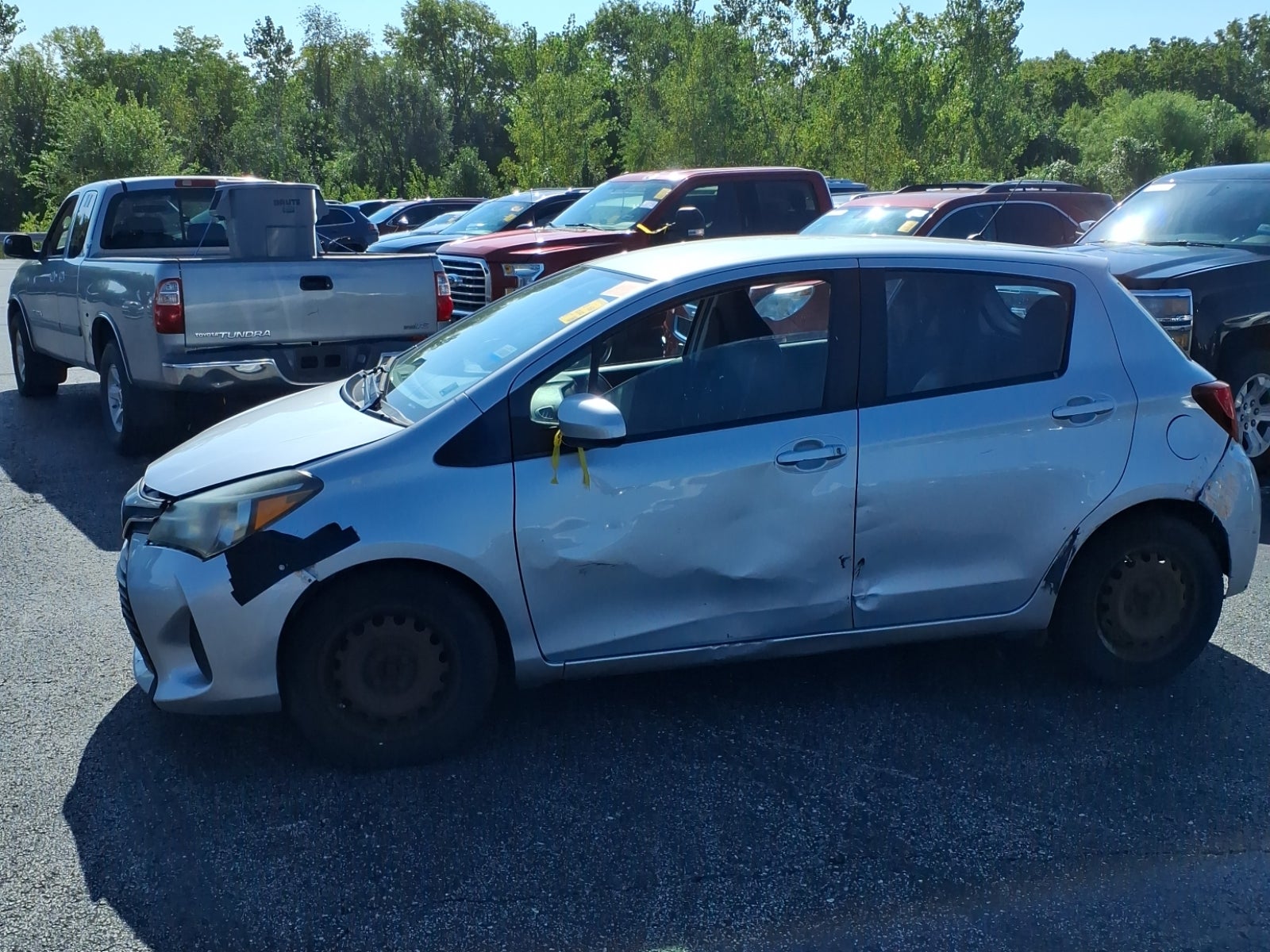 2015 Toyota Yaris L