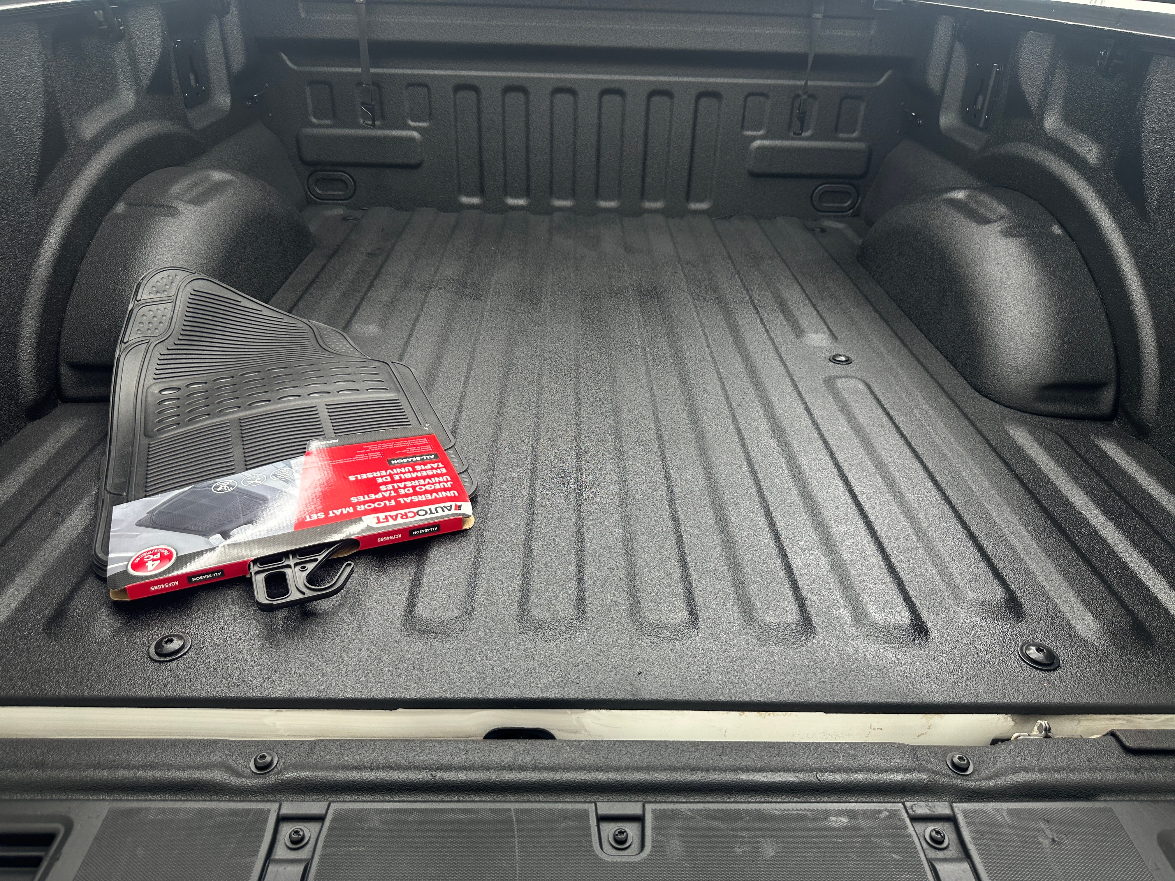 Used 2022 Ford F-150 Lightning Platinum with VIN 1FT6W1EVXNWG06221 for sale in Auburn, WA