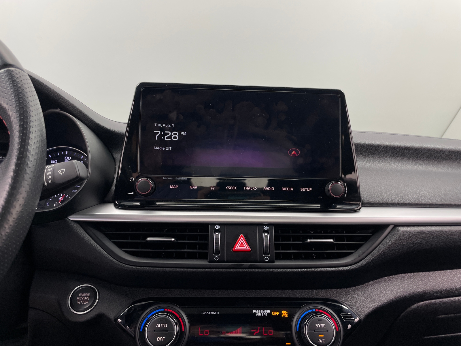 Thumbnail: 2023 Kia Forte - 3
