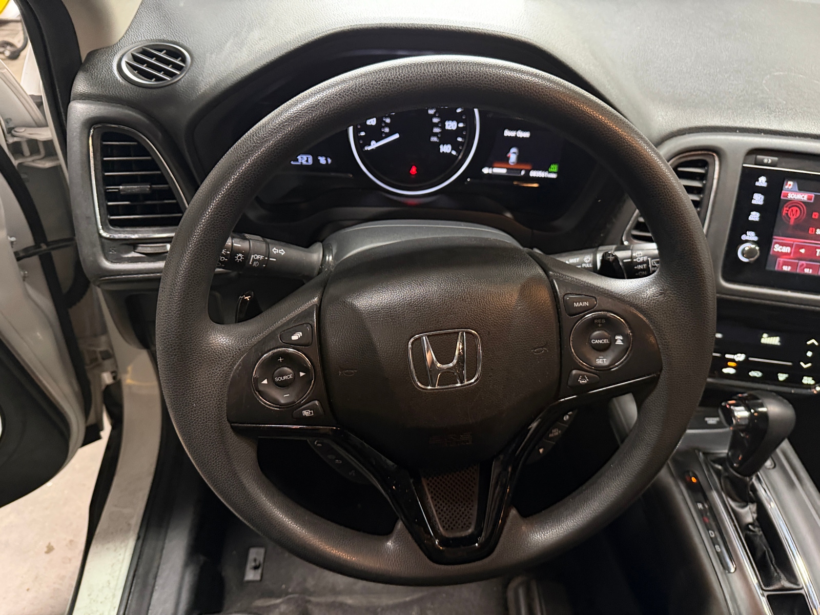 Thumbnail: 2019 Honda HR-V - 5