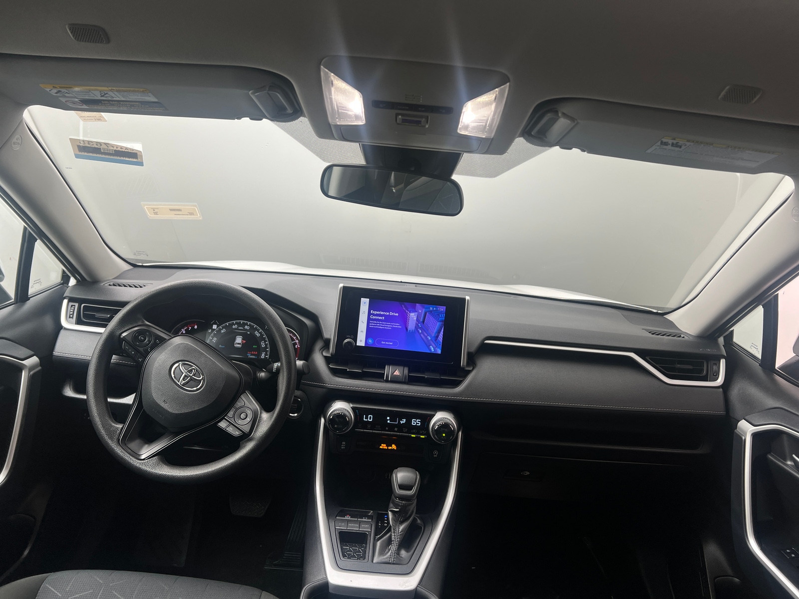 Thumbnail: 2025 Toyota RAV4 - 3