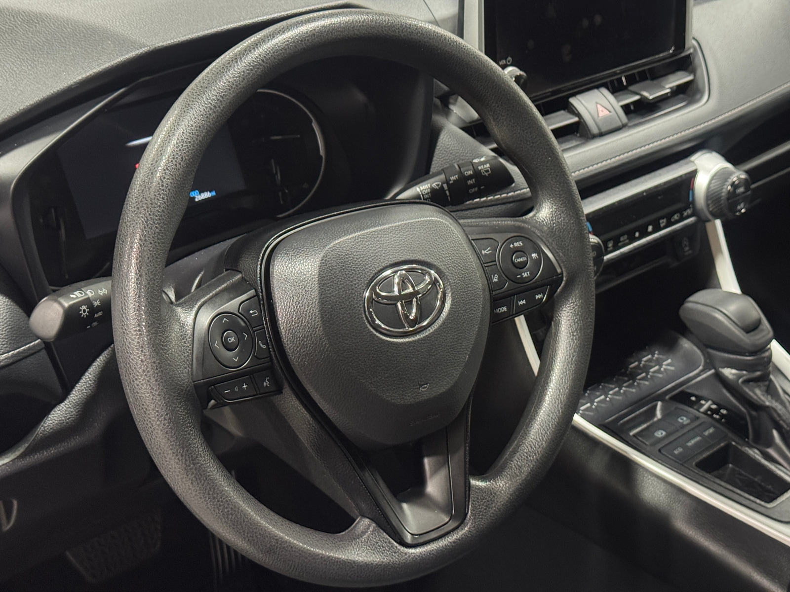Thumbnail: 2025 Toyota RAV4 - 5