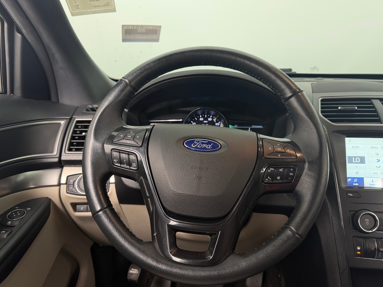 Thumbnail: 2018 Ford Explorer - 4