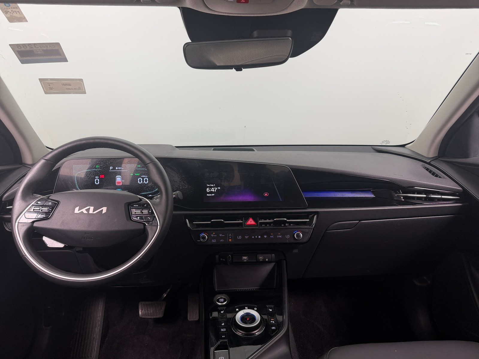 Thumbnail: 2023 Kia Niro - 2