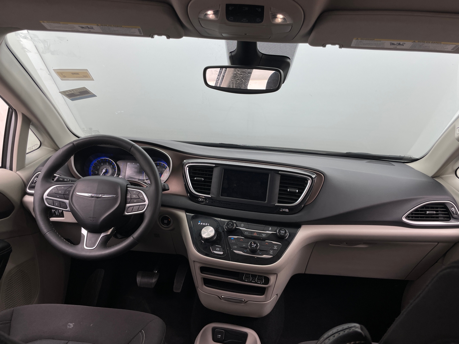Thumbnail: 2023 Chrysler Voyager - 3