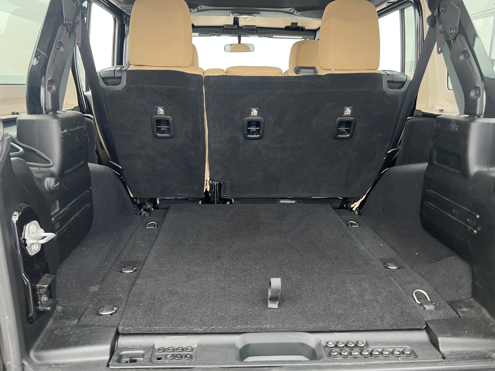 Thumbnail: 2018 Jeep Wrangler - 7