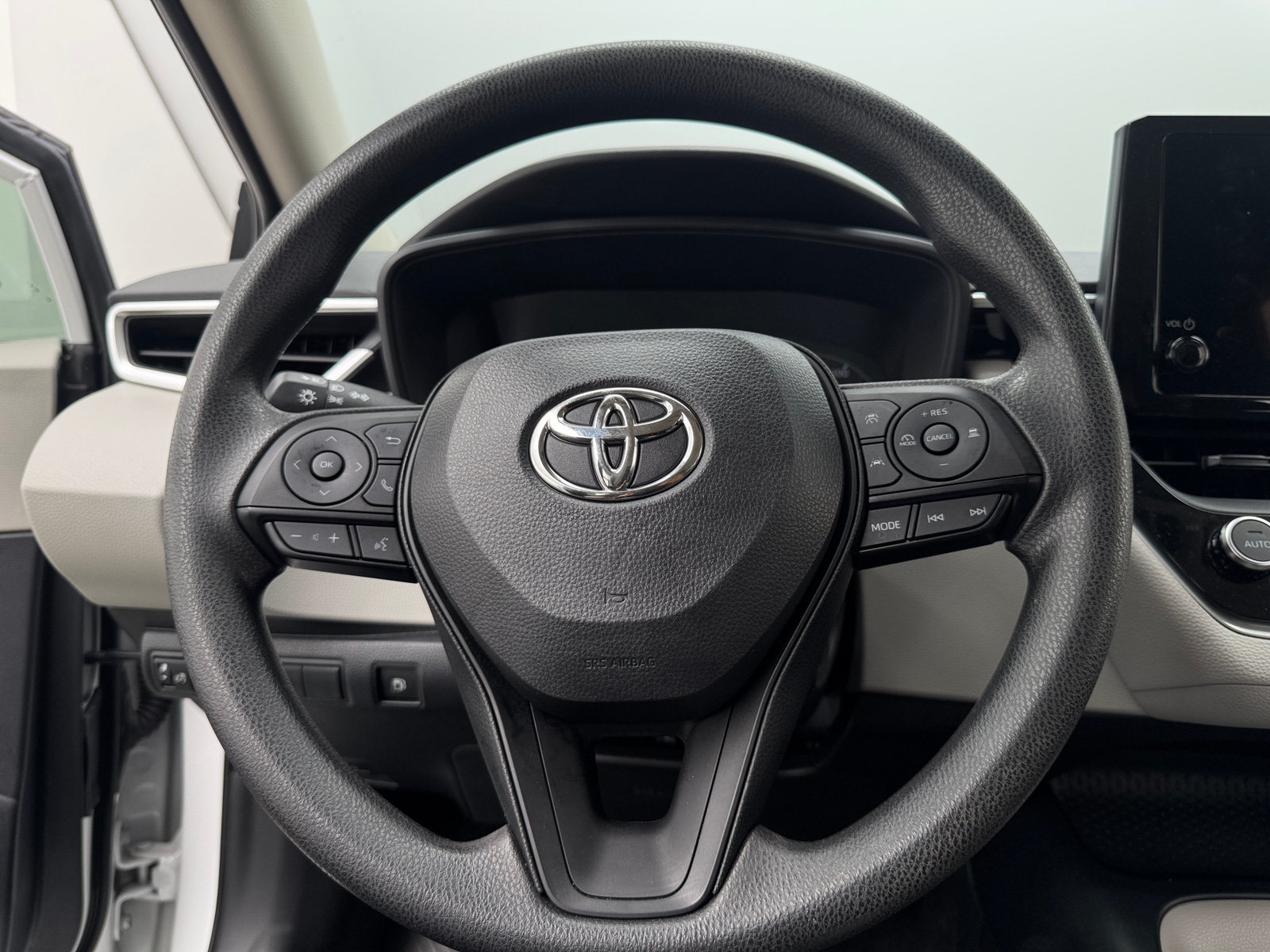 Thumbnail: 2024 Toyota Corolla - 5