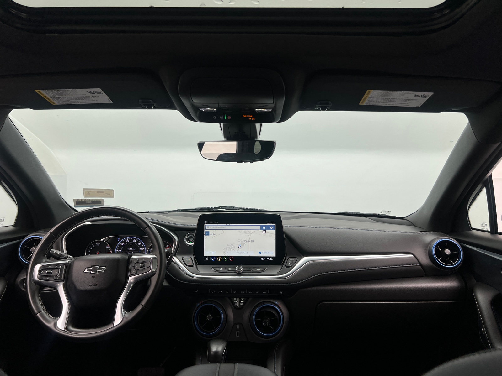 Thumbnail: 2023 Chevrolet Blazer - 2