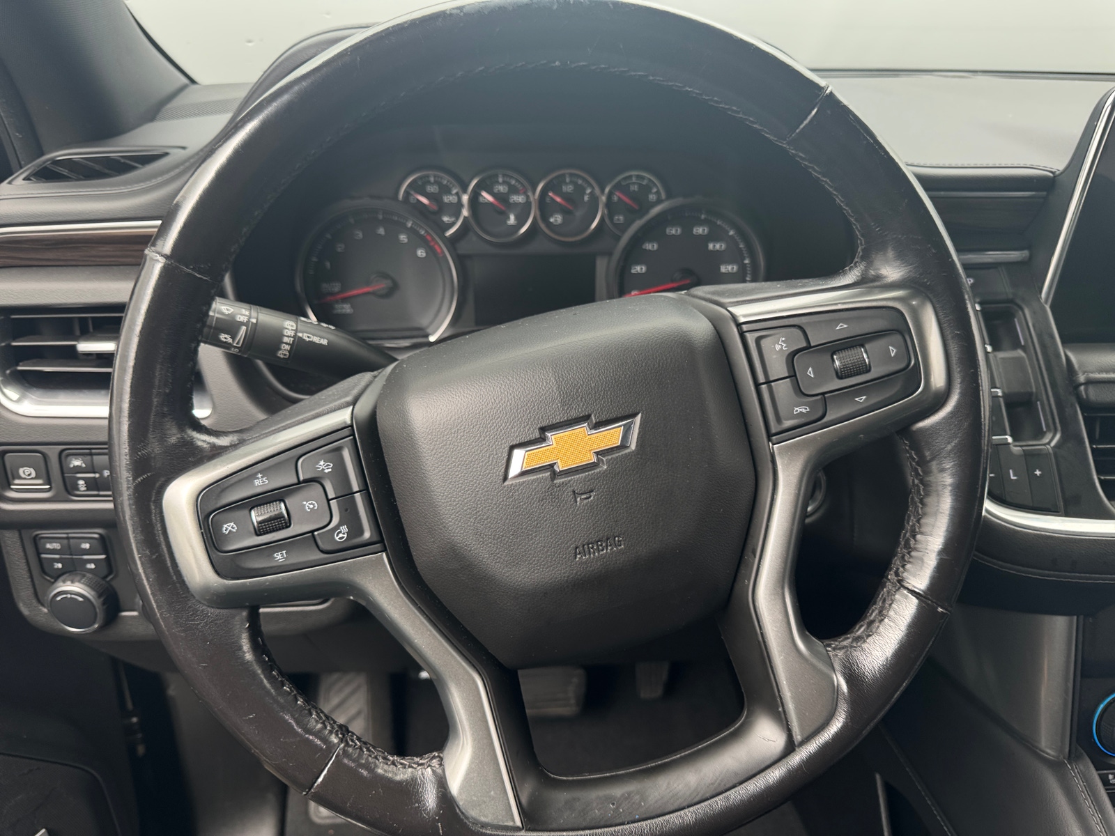 Thumbnail: 2021 Chevrolet Tahoe - 4