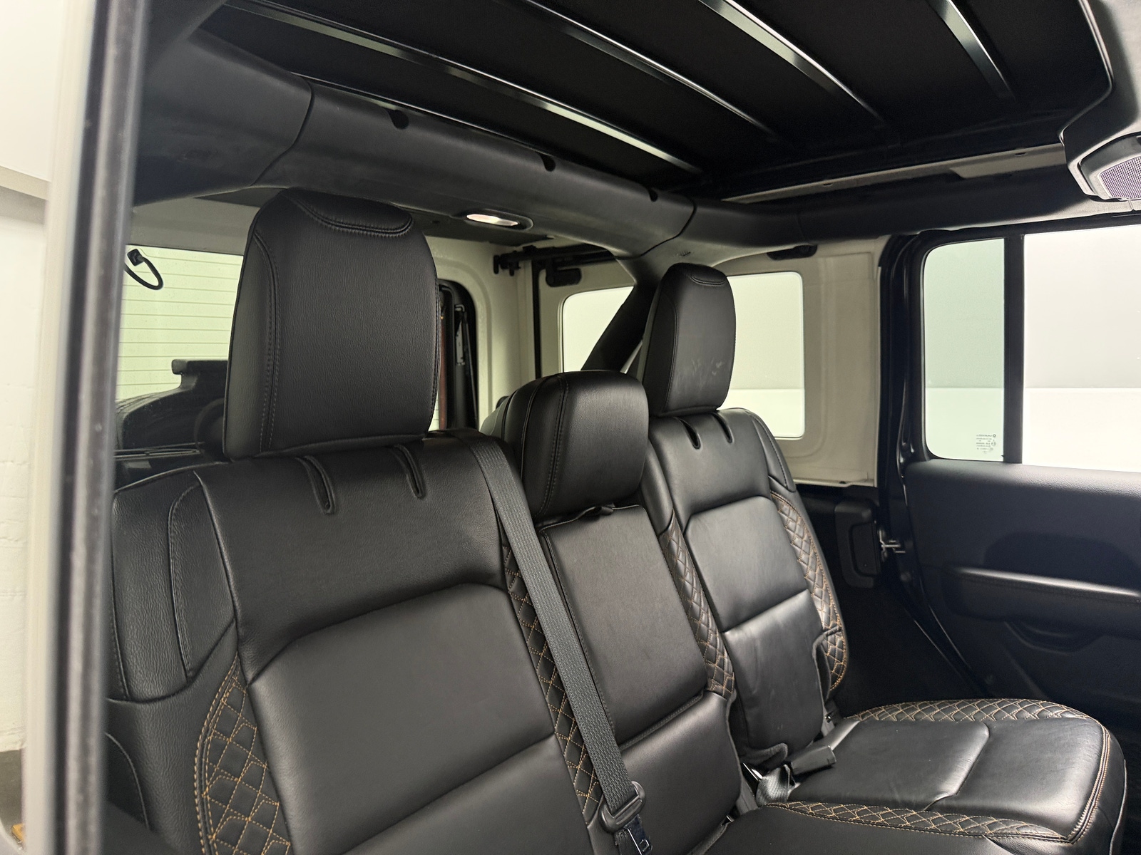 Thumbnail: 2021 Jeep Wrangler - 5