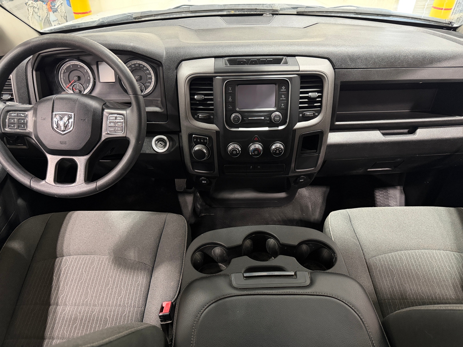 Thumbnail: 2022 RAM 1500 Classic - 3