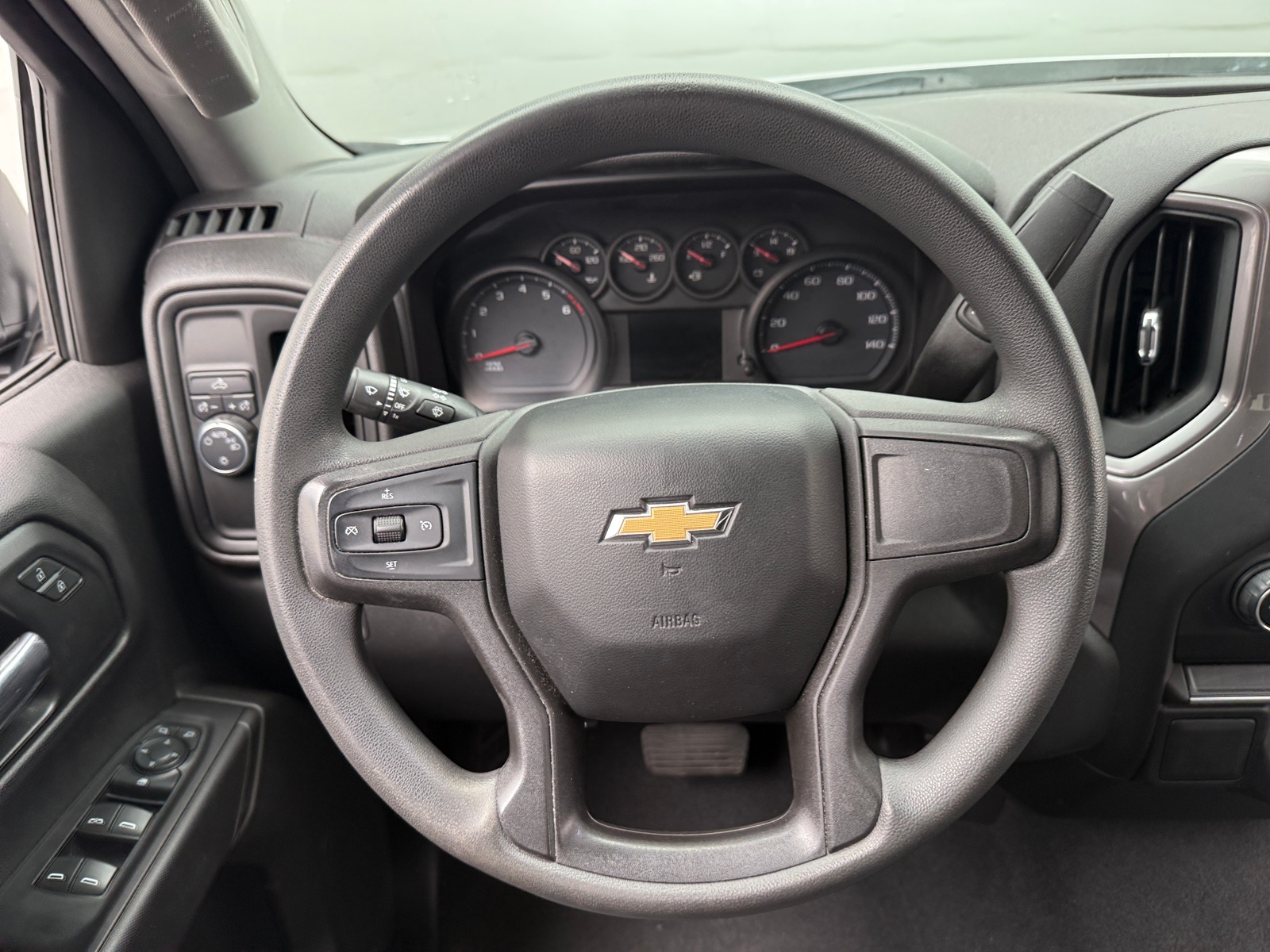 Thumbnail: 2019 Chevrolet Silverado 1500 - 5