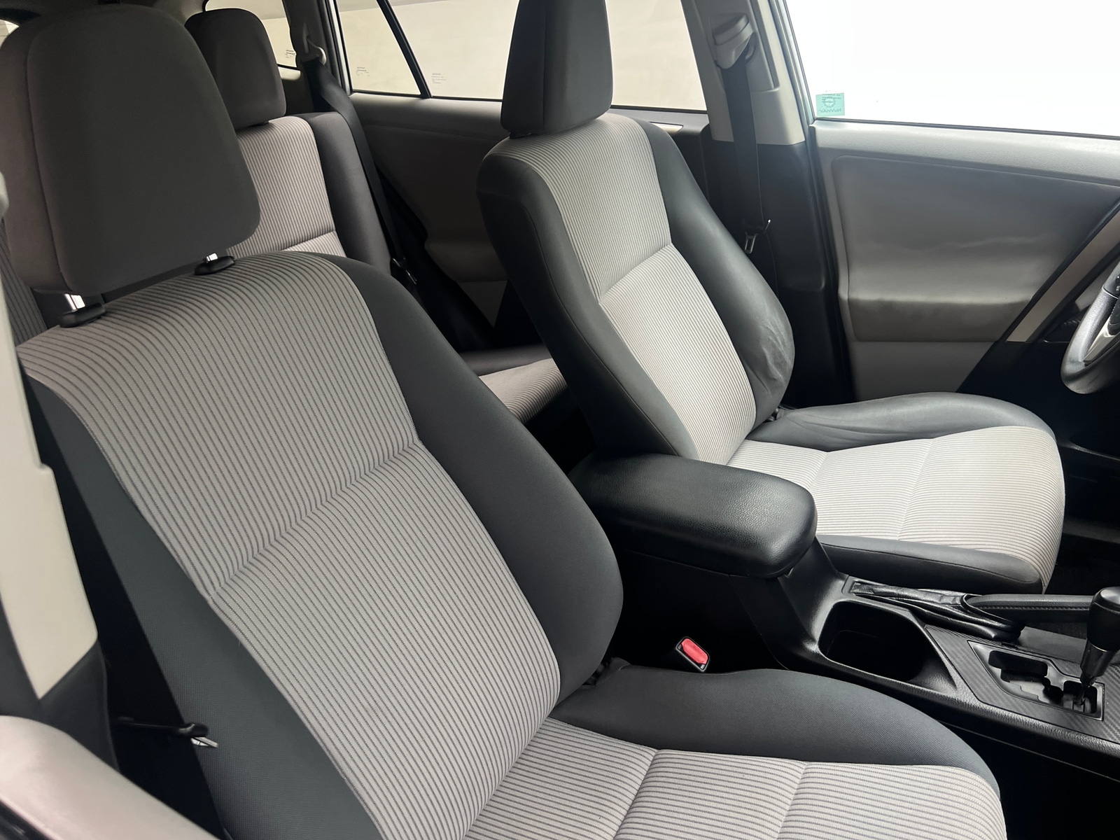 Thumbnail: 2013 Toyota RAV4 - 2