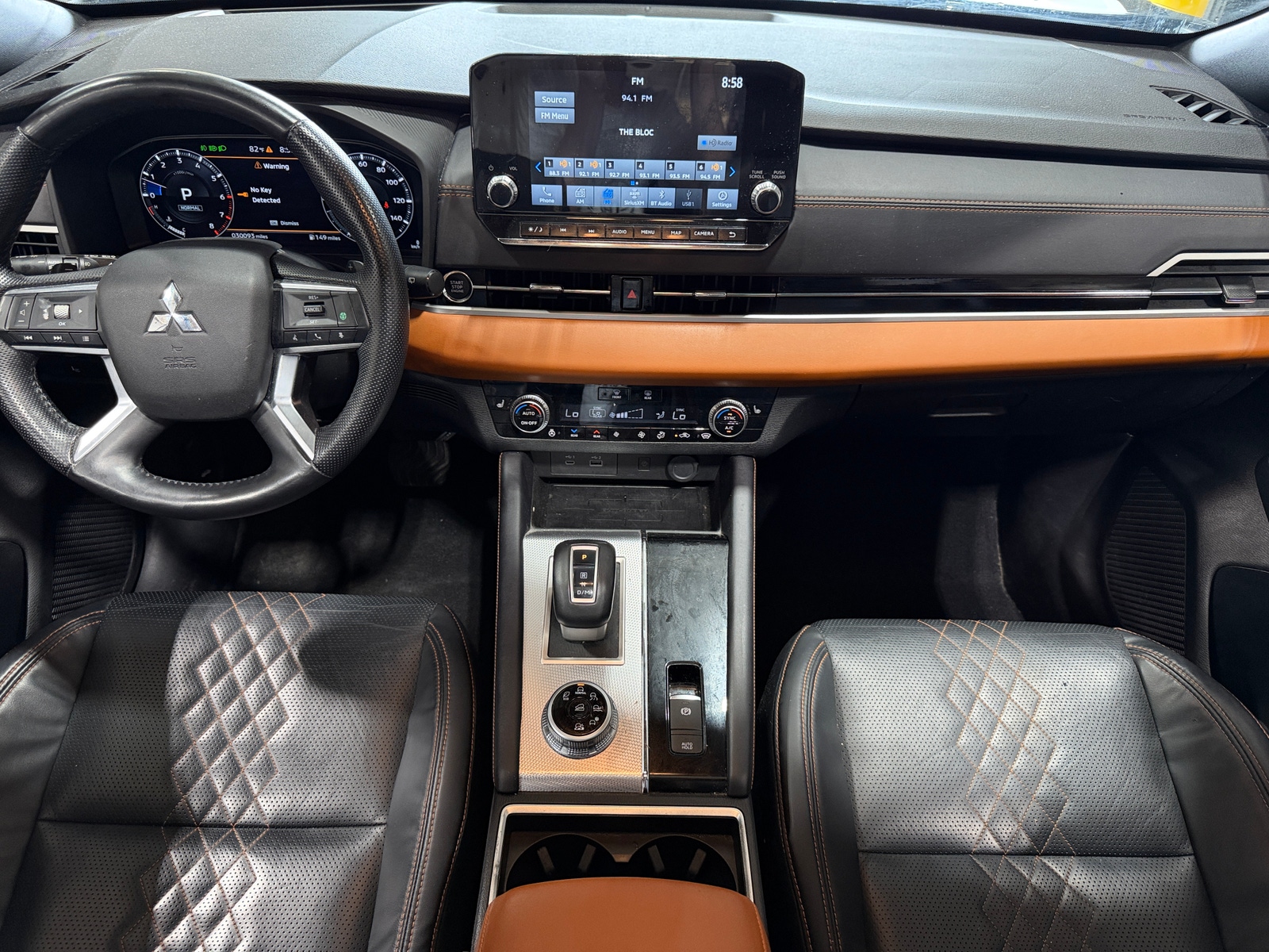 Thumbnail: 2022 Mitsubishi Outlander - 2