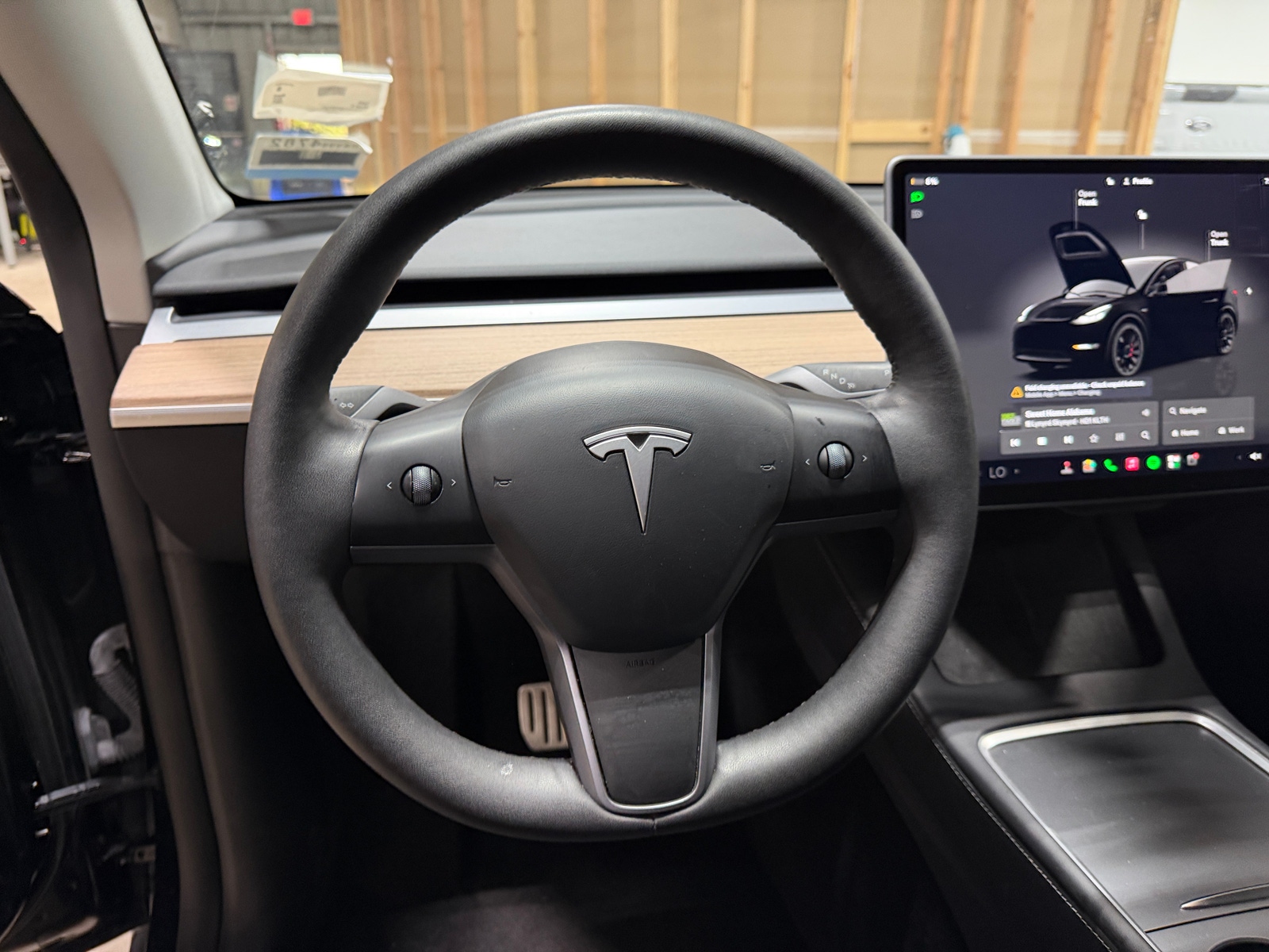 Thumbnail: 2025 Tesla Model Y - 4