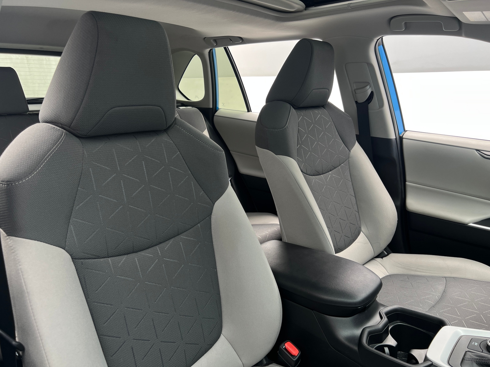 Thumbnail: 2020 Toyota RAV4 - 2
