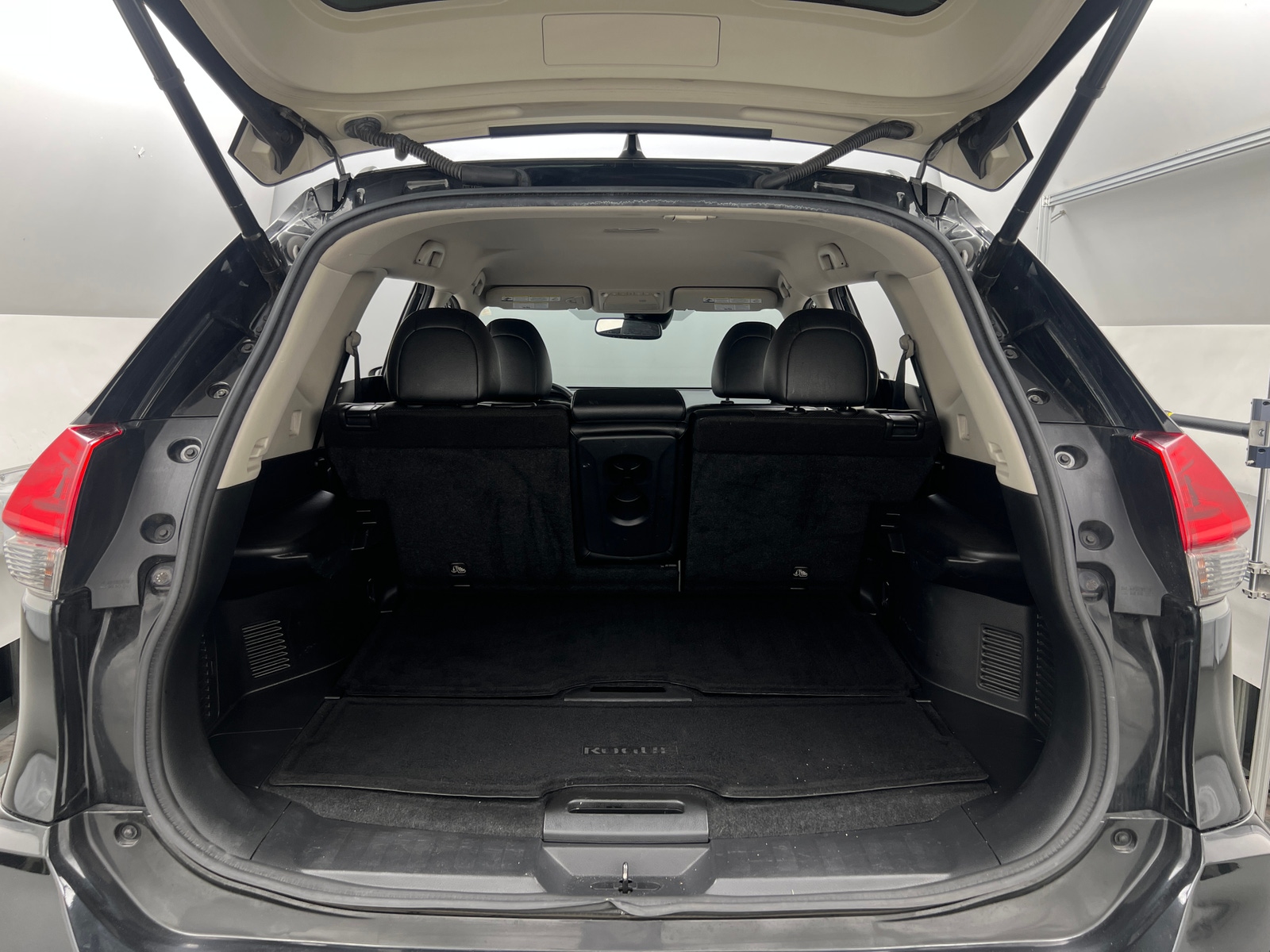 Thumbnail: 2020 Nissan Rogue - 6