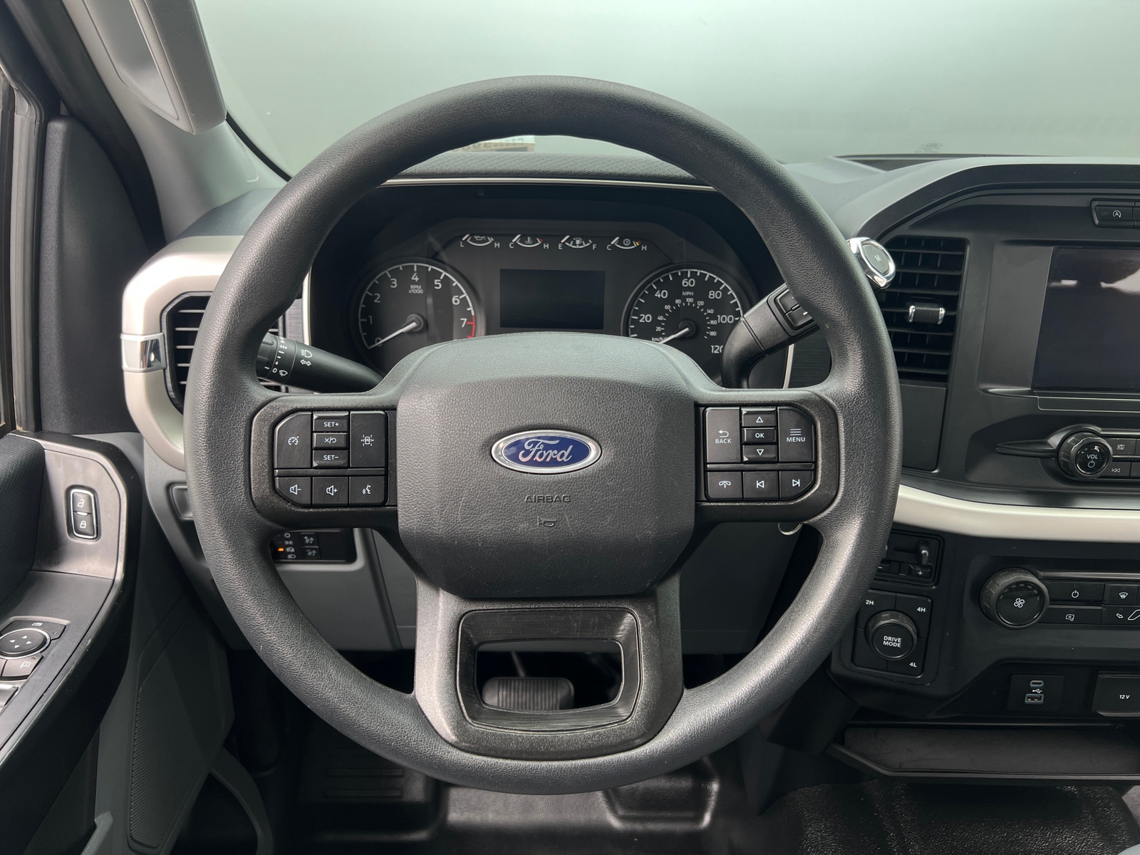 Thumbnail: 2021 Ford Econoline - 5
