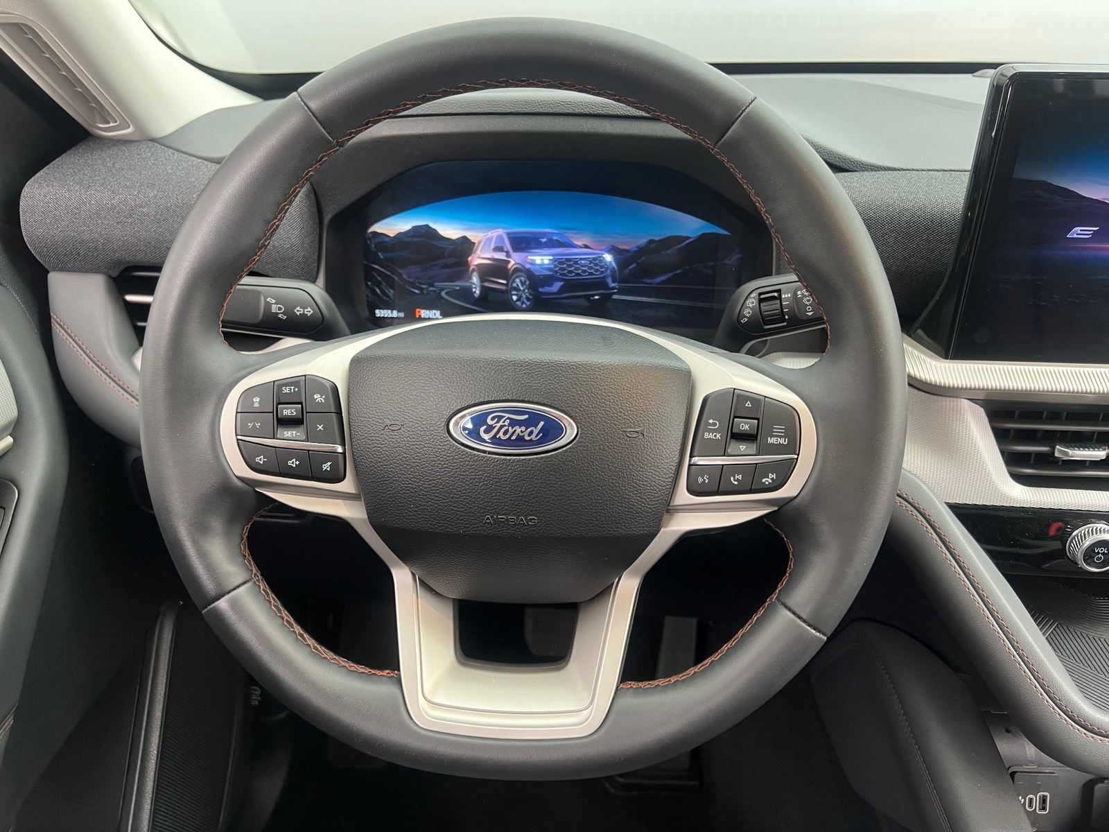 Thumbnail: 2026 Ford Explorer - 5