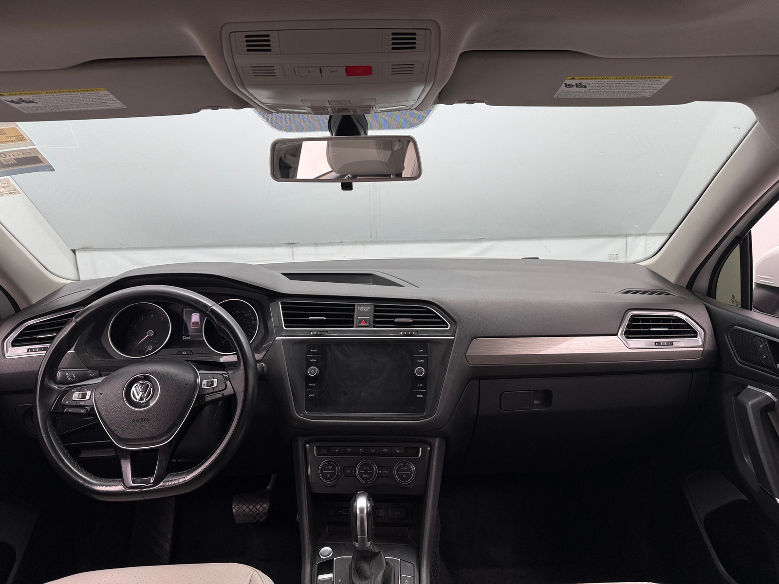 Thumbnail: 2018 Volkswagen Tiguan - 2