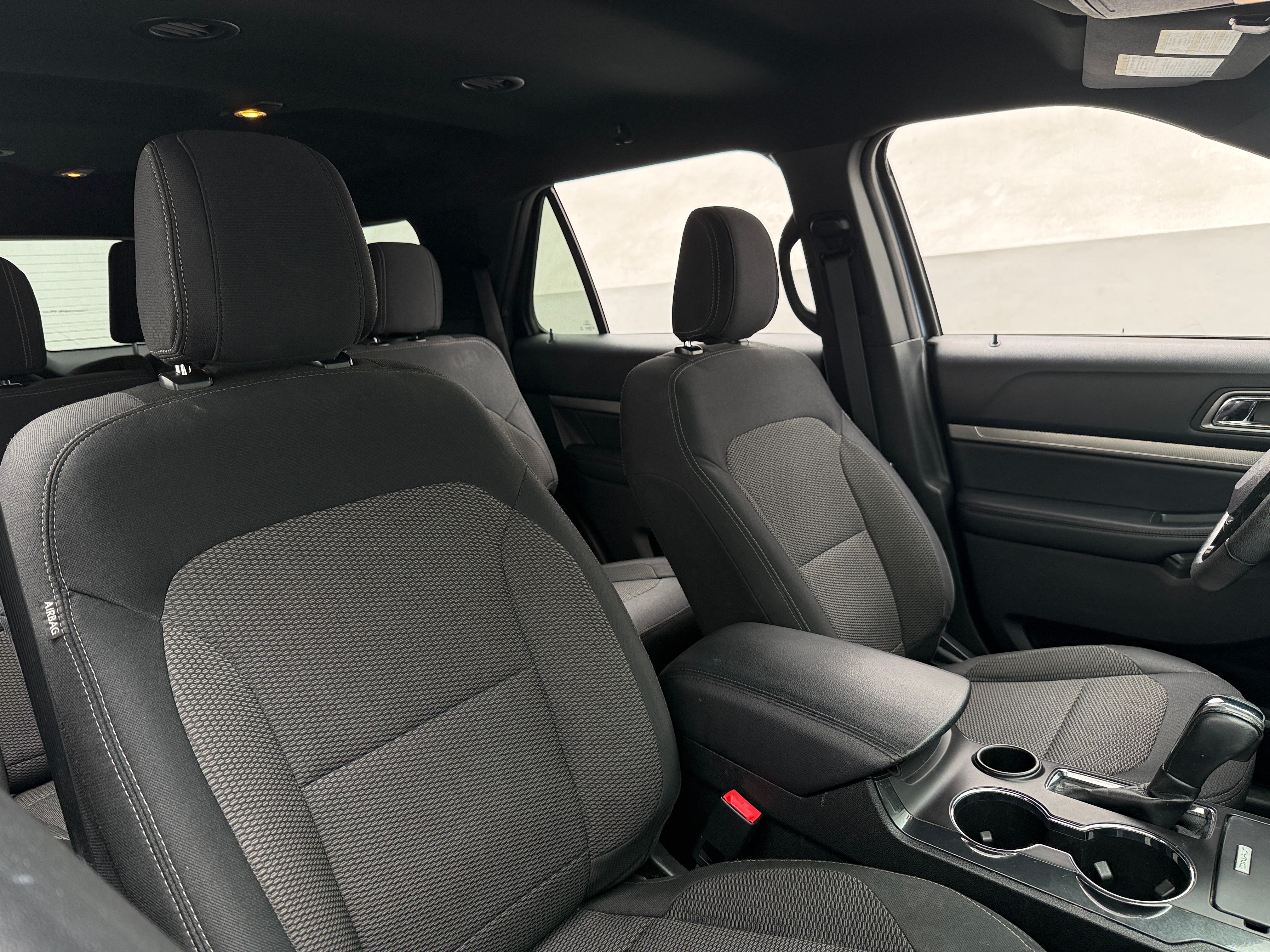 2018 Ford Explorer XLT - Photo 5