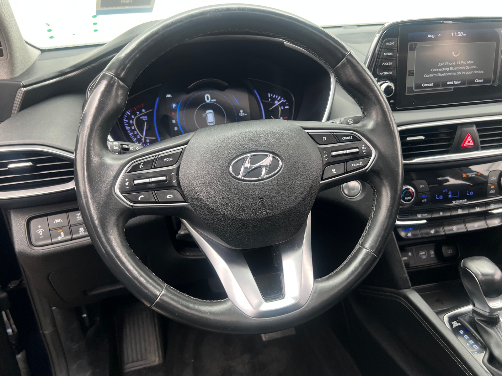 Thumbnail: 2019 Hyundai Santa Fe - 4