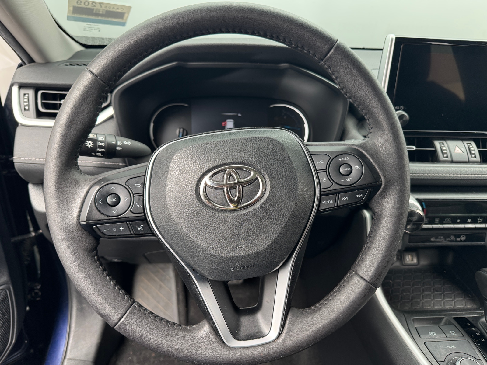 Thumbnail: 2023 Toyota RAV4 - 4