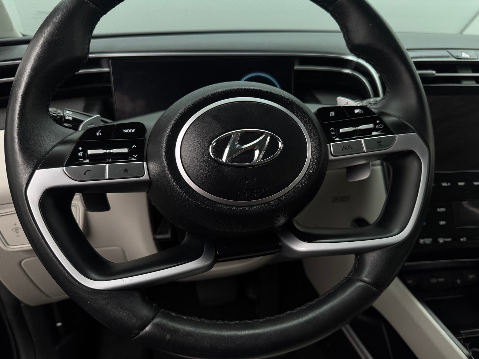 Thumbnail: 2024 Hyundai Tucson - 4