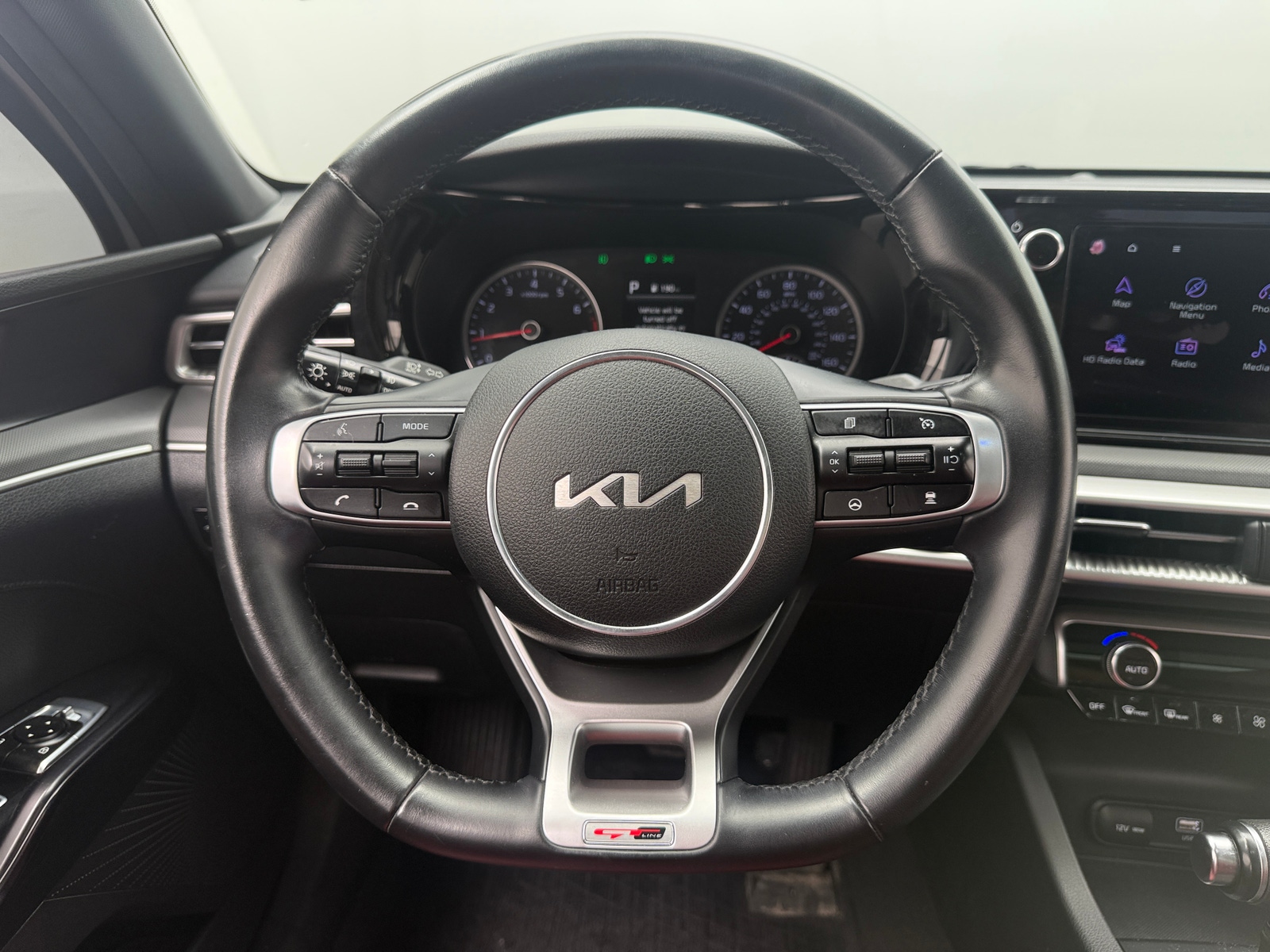 Thumbnail: 2022 Kia K5 - 4
