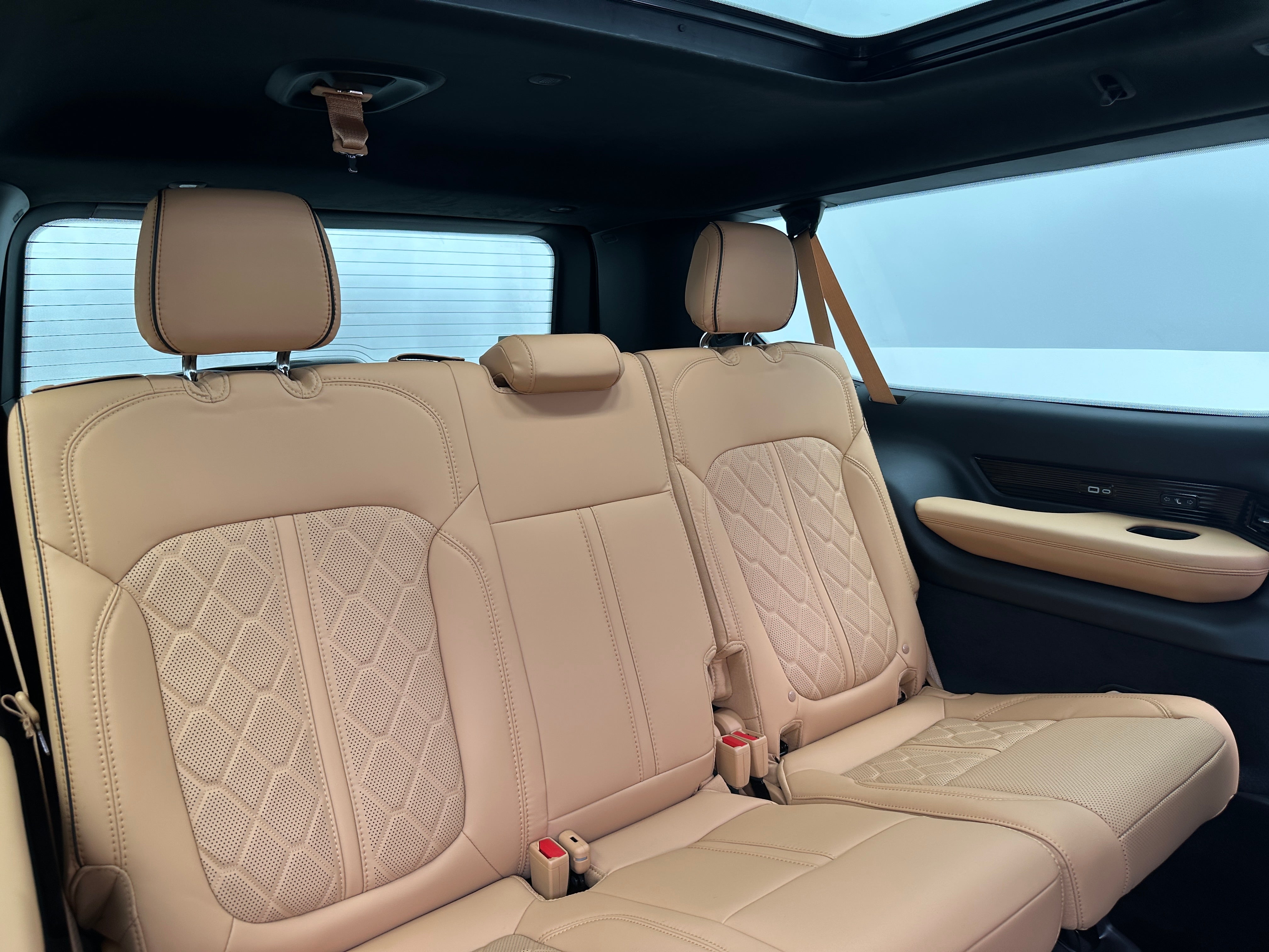 2026 Jeep Grand Wagoneer L