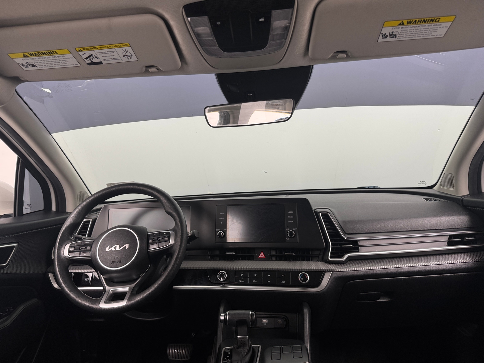Thumbnail: 2023 Kia Sportage - 3