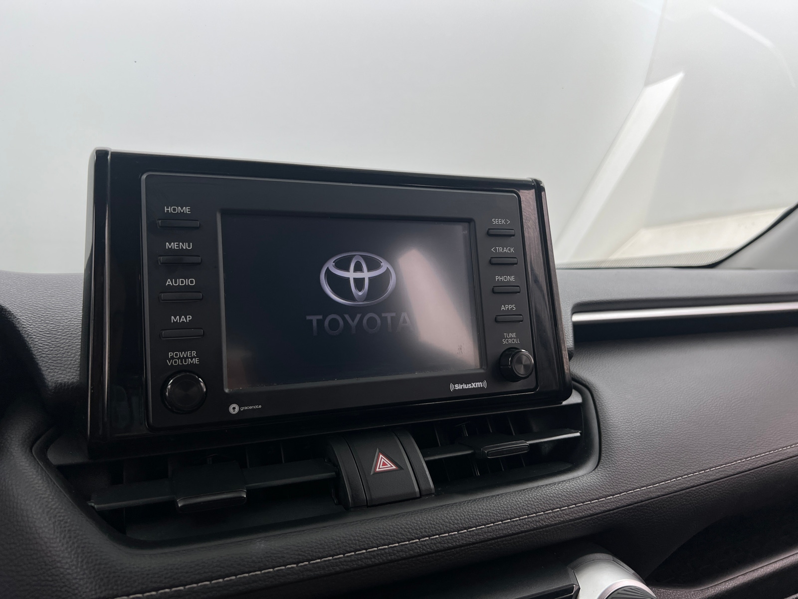 Thumbnail: 2021 Toyota RAV4 - 4