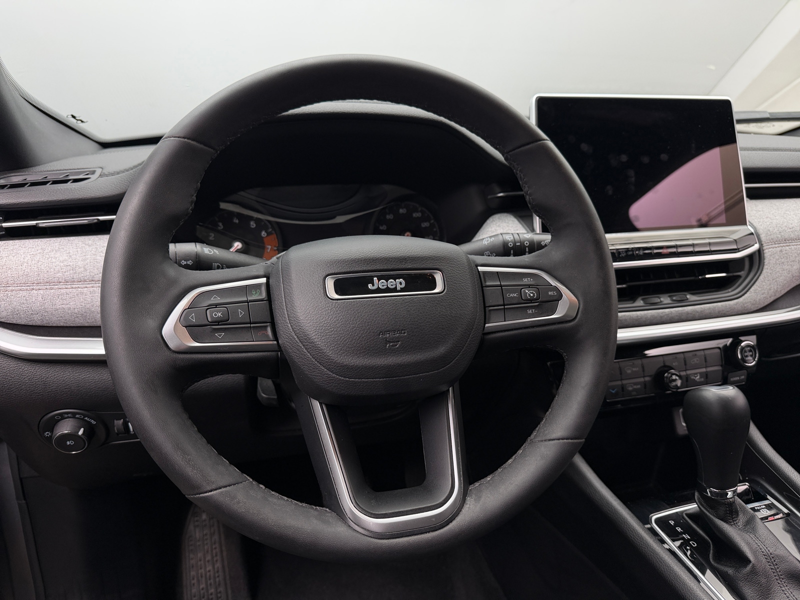 Thumbnail: 2023 Jeep Compass - 4