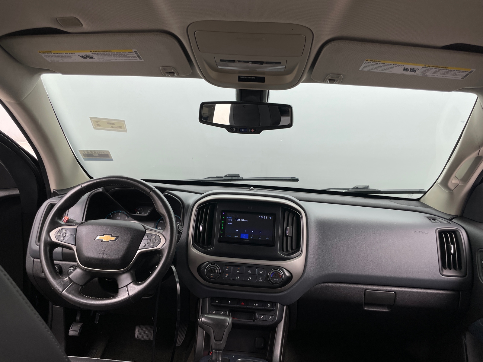 Thumbnail: 2016 Chevrolet Colorado - 3